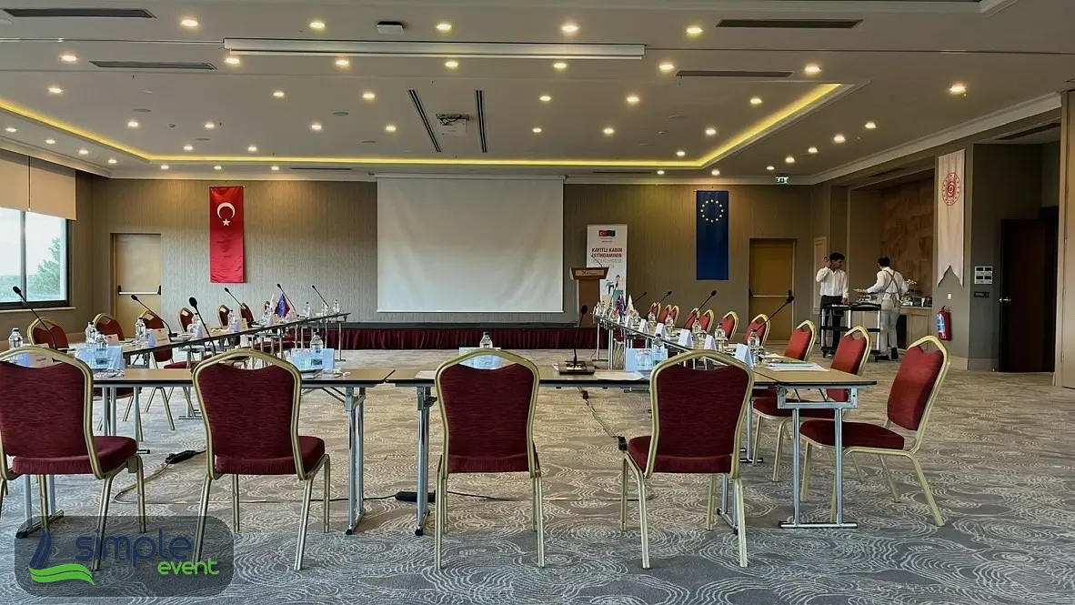Toplantı düzeni ve konferans salonu